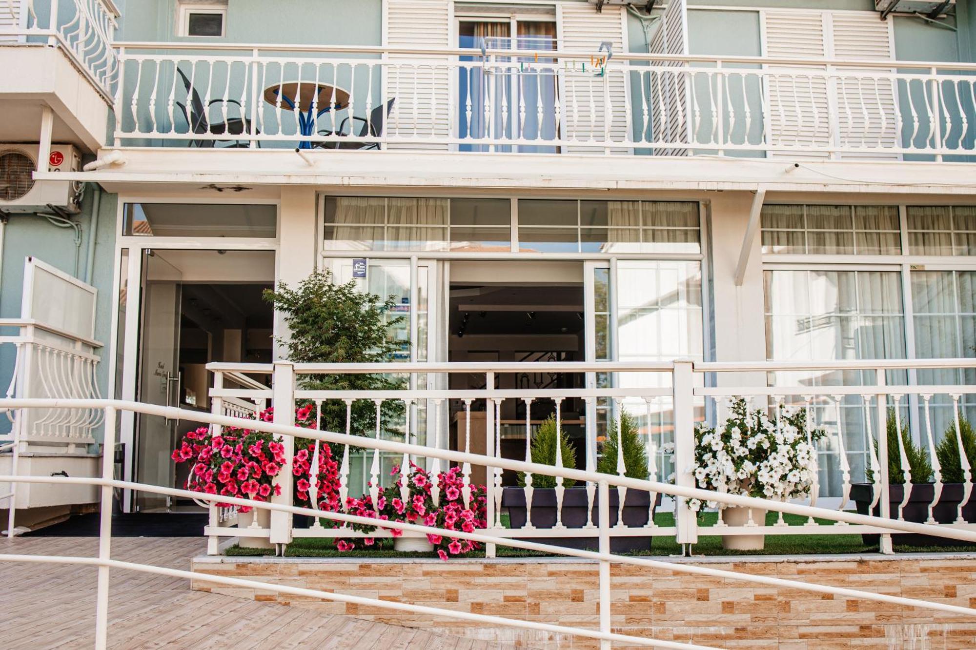 Hotel Marialena Potos Exterior foto